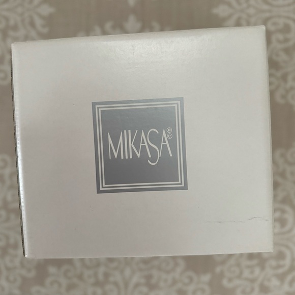 Never Used Mikasa Austria Crystal Candle Holders - Picture 6 of 8